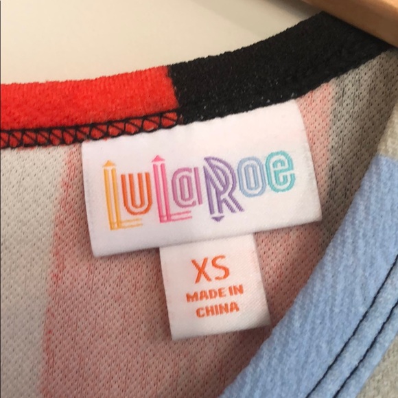 Lula Roe Amelia - Picture 2 of 4